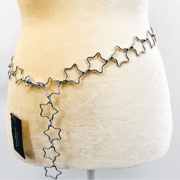 Brandy Melville Silver Star Chain Belt - Picture 7 of 11